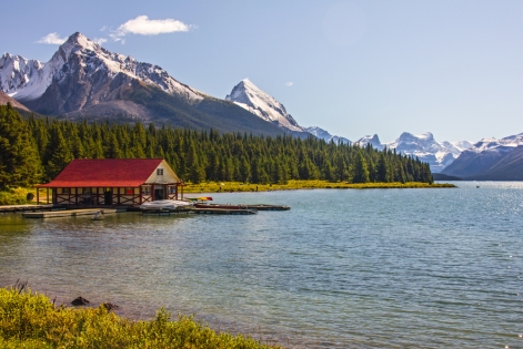 KANADA: WSCHÓD - ZACHÓD