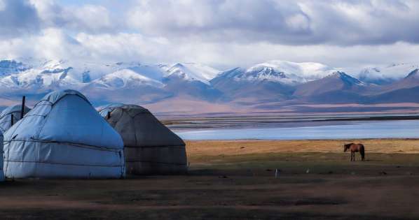 KIRGISTAN: W CIENIU NIEBIAŃSKICH GÓR