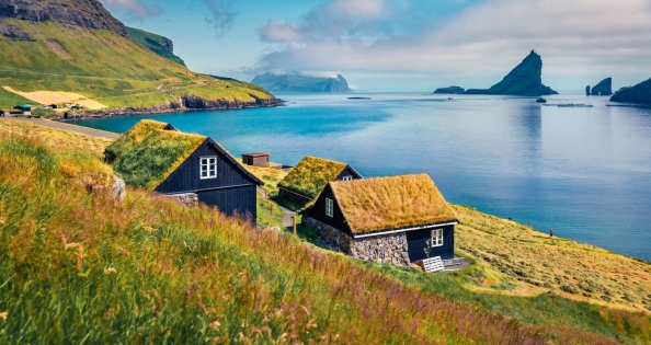 WYSPY OWCZE: NA STYKU MÓRZ