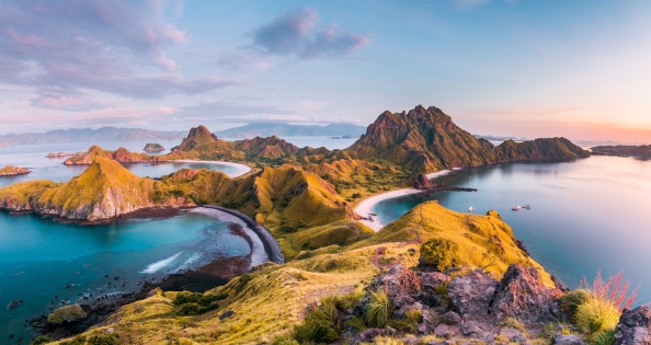 NA WYSPACH INDONEZJI